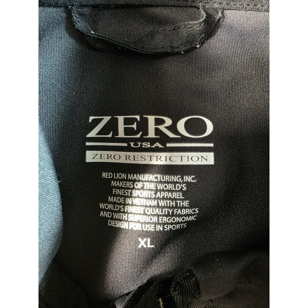 Zero Restriction Golf Vest Mens XL Black Full Zip Performance Athletic Softshell